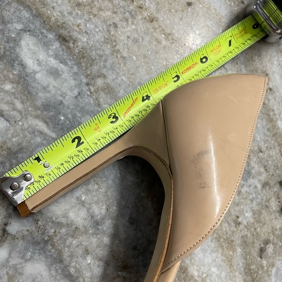 Manolo Blahnik Tayler Patent Leather Heels - Picture 9 of 11